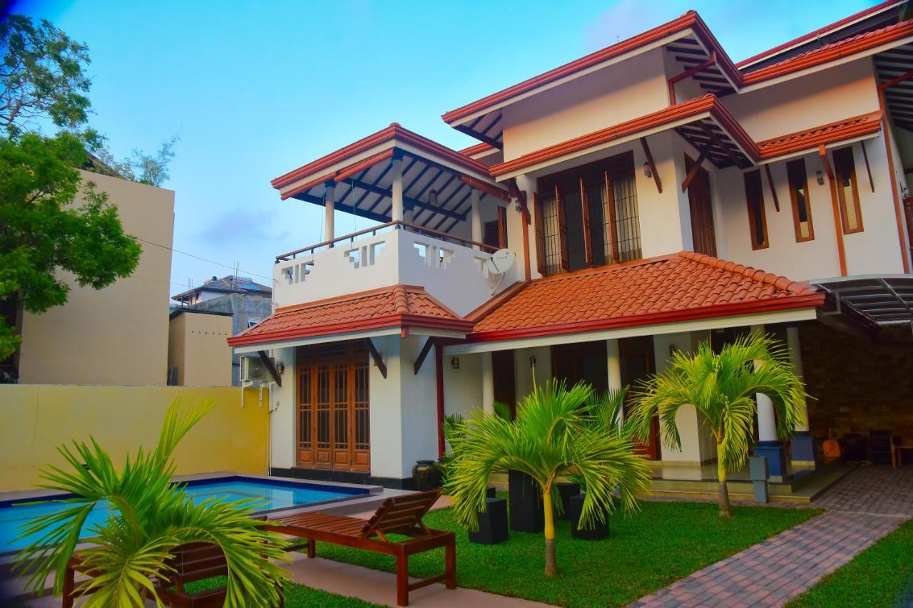 Grand Royal Villa Negombo Extérieur photo